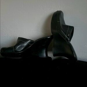 Slightly worn Tommy Girl wedges!